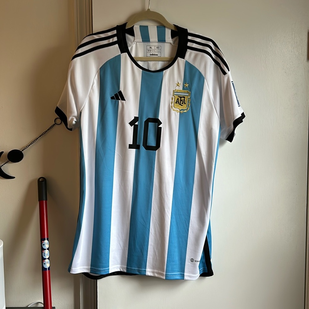 Messi World Cup jersey